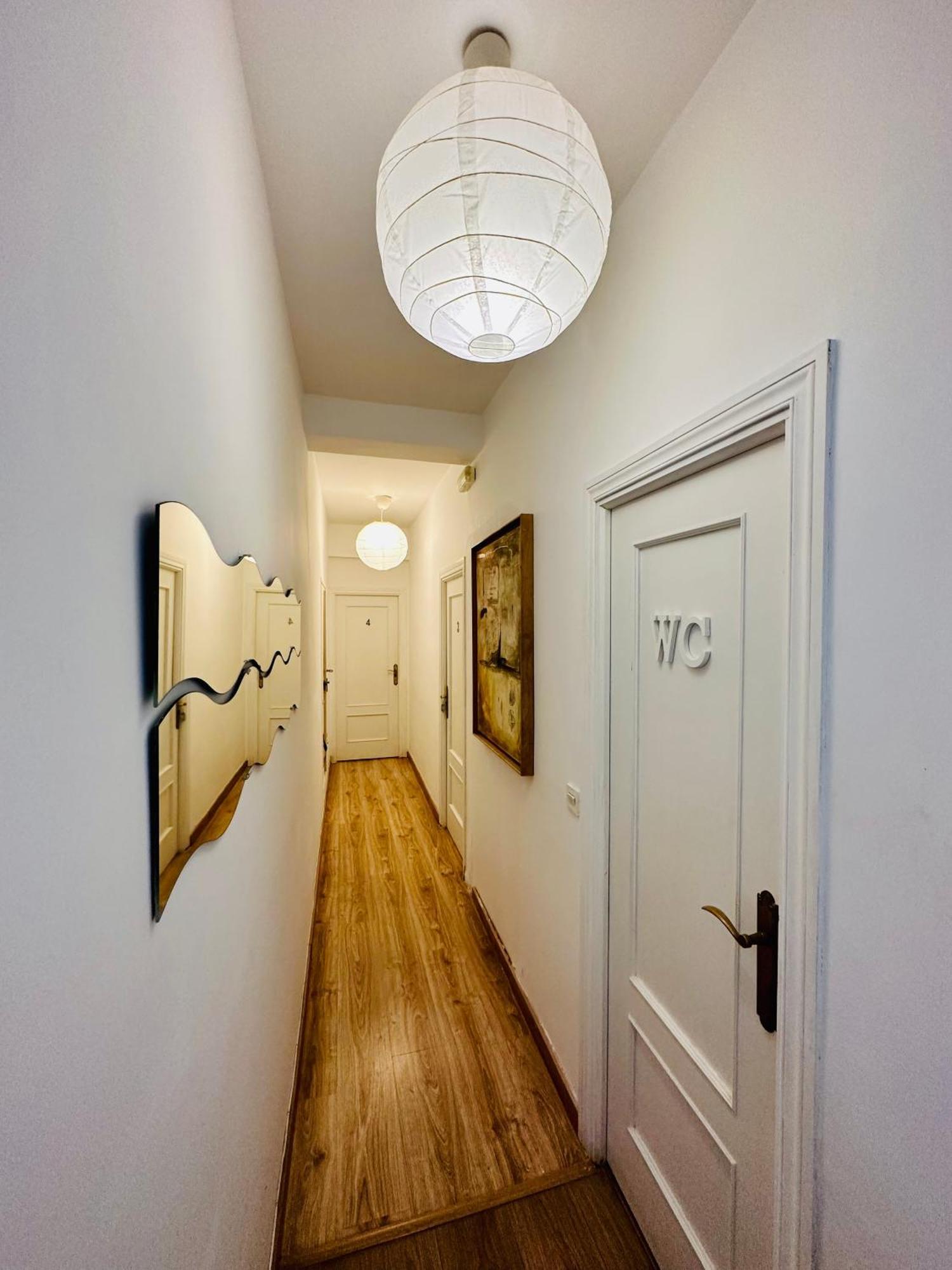 Punta Me Rooms In Madrid Downtown Екстериор снимка