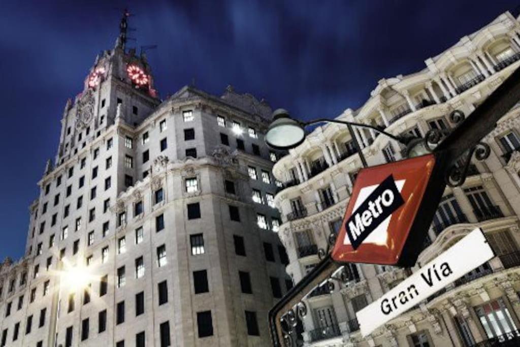 Punta Me Rooms In Madrid Downtown Екстериор снимка